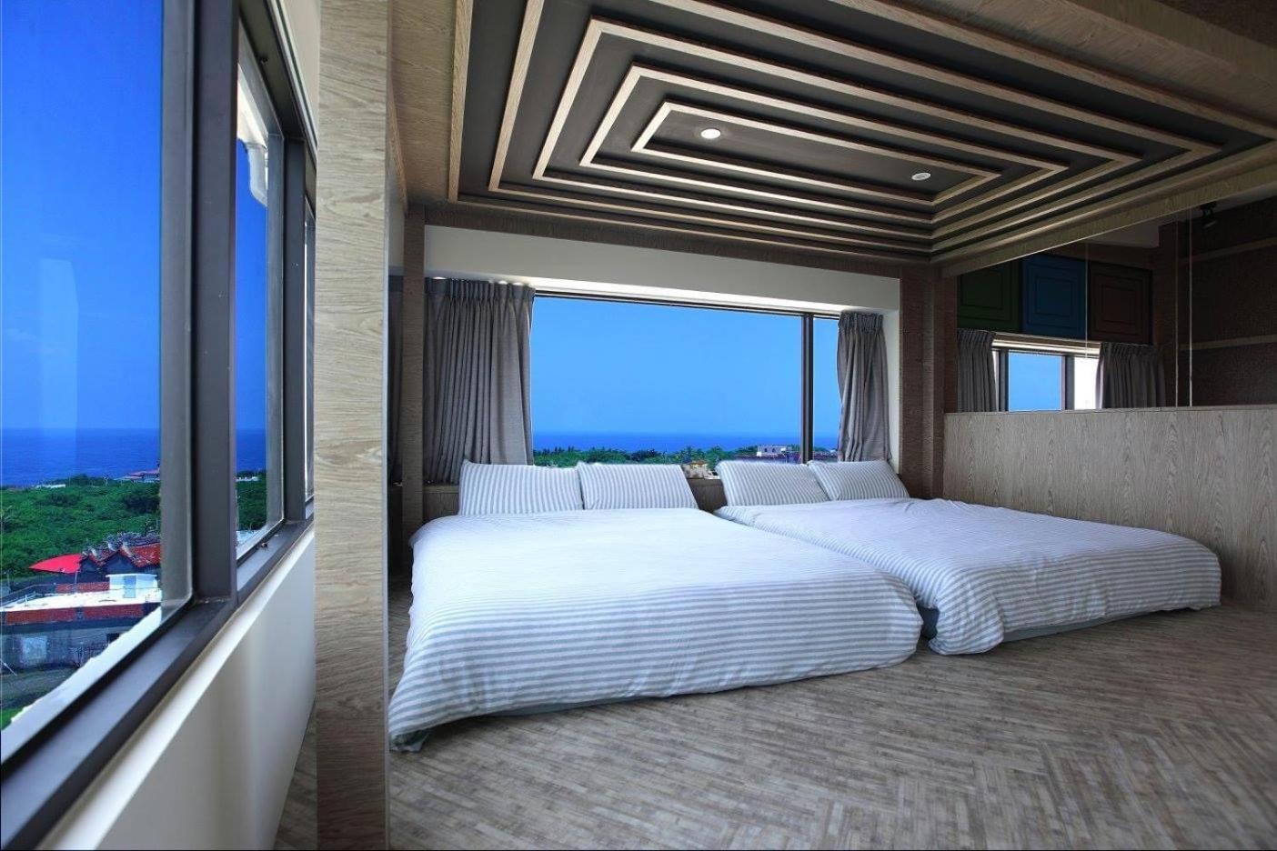琉球茶室 現代館 Bed & Breakfast Xiaoliuqiu Bagian luar foto