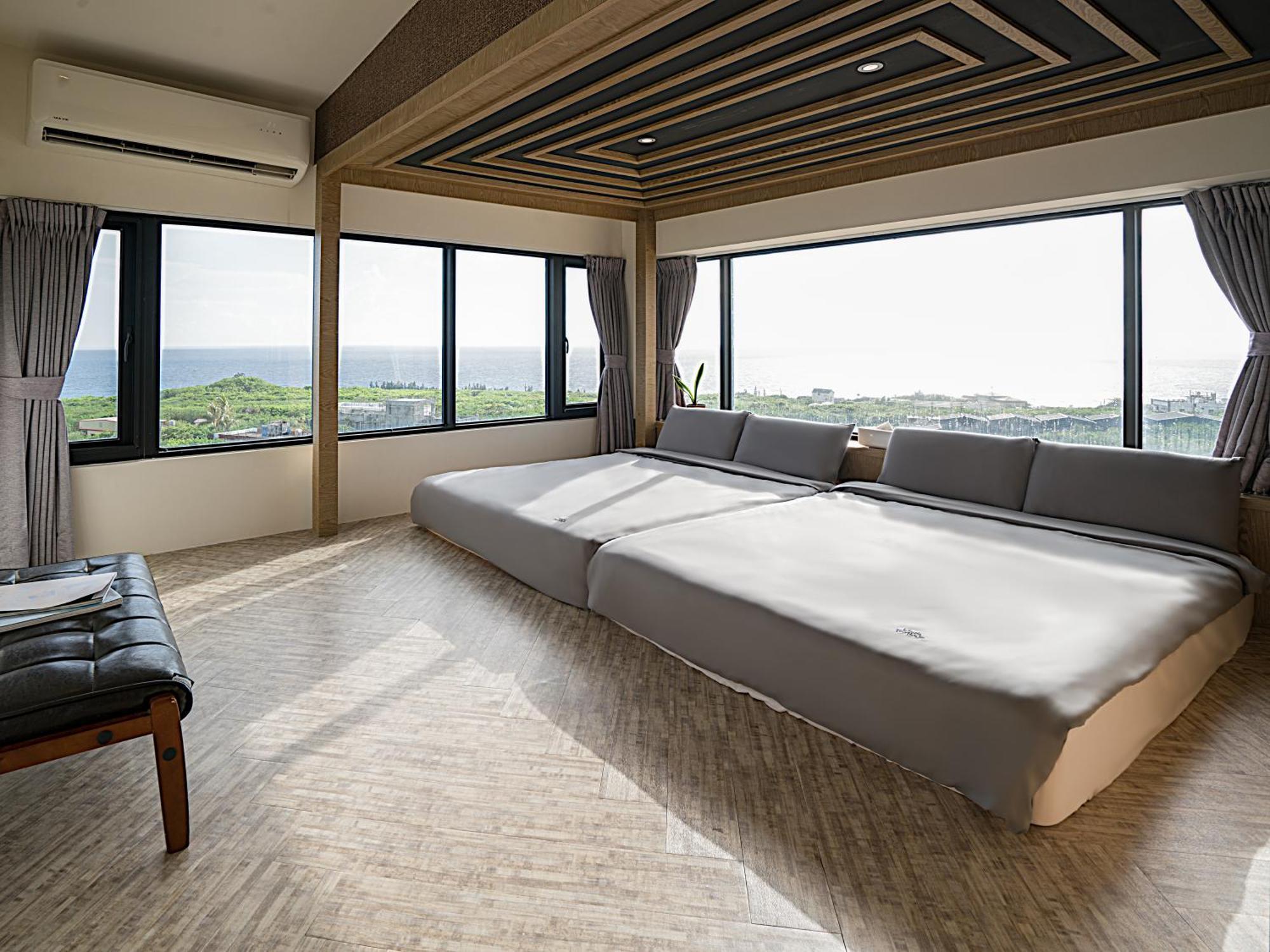 琉球茶室 現代館 Bed & Breakfast Xiaoliuqiu Bagian luar foto